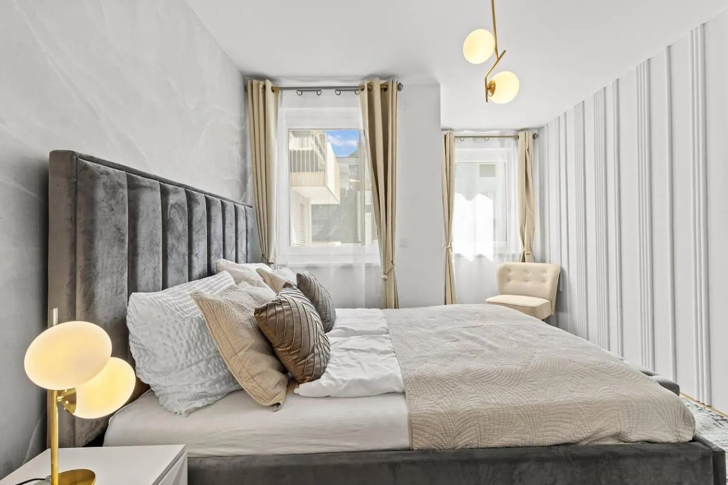 Apartment Balkon I Tiefgaragen Parkplatz I 5 Min Zum Einkaufszentrum I Schnelles Wlan Vienna