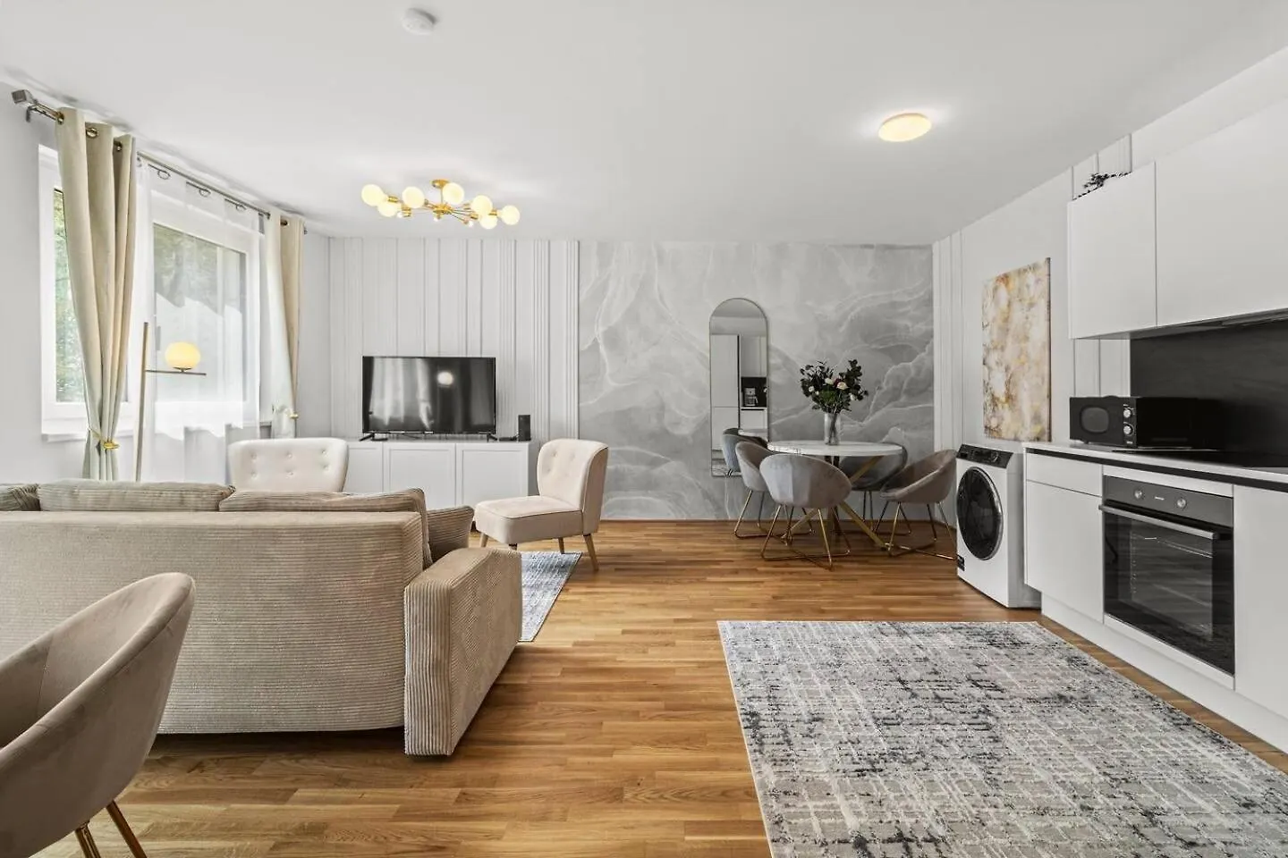 Balkon I Tiefgaragen Parkplatz I 5 Min Zum Einkaufszentrum I Schnelles Wlan Vienna 0*,